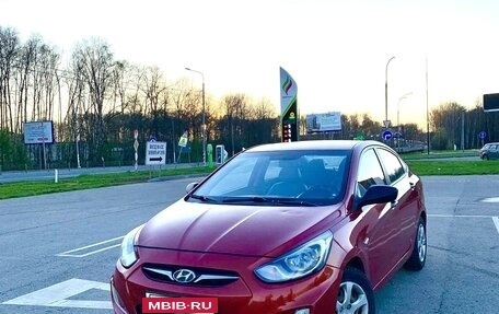 Hyundai Solaris II рестайлинг, 2013 год, 1 000 000 рублей, 5 фотография