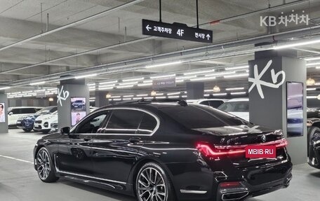 BMW 7 серия, 2021 год, 5 600 111 рублей, 2 фотография