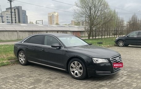Audi A8, 2010 год, 1 835 000 рублей, 3 фотография