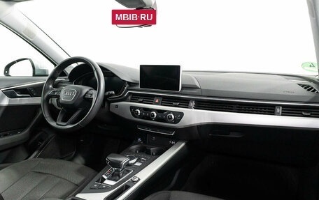 Audi A4, 2019 год, 2 425 789 рублей, 9 фотография