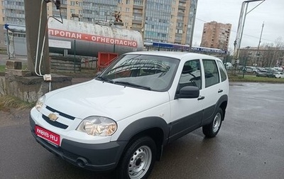 Chevrolet Niva I рестайлинг, 2019 год, 877 000 рублей, 1 фотография