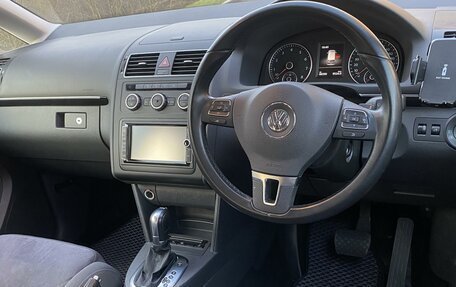 Volkswagen Touran III, 2015 год, 1 550 000 рублей, 11 фотография