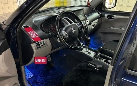 Mitsubishi Pajero Sport II рестайлинг, 2012 год, 1 800 000 рублей, 9 фотография