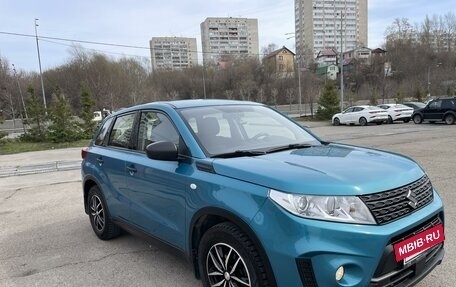 Suzuki Vitara II рестайлинг, 2019 год, 2 150 000 рублей, 14 фотография