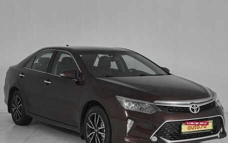 Toyota Camry, 2017 год, 1 795 000 рублей, 3 фотография