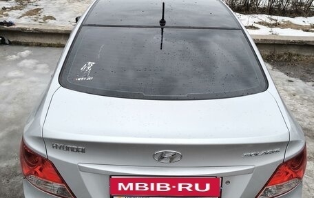 Hyundai Solaris II рестайлинг, 2013 год, 850 000 рублей, 13 фотография