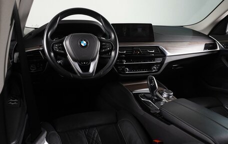 BMW 5 серия, 2019 год, 4 099 000 рублей, 6 фотография