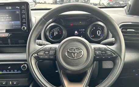 Toyota Yaris, 2020 год, 1 350 000 рублей, 3 фотография