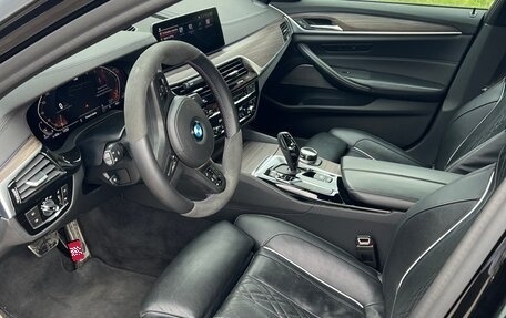 BMW 5 серия, 2019 год, 6 000 000 рублей, 9 фотография