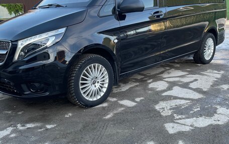 Mercedes-Benz Vito, 2018 год, 4 250 000 рублей, 16 фотография