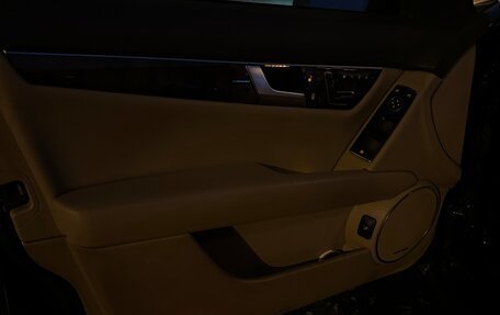 Mercedes-Benz C-Класс, 2011 год, 1 999 999 рублей, 10 фотография