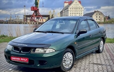Mitsubishi Carisma I, 1998 год, 320 000 рублей, 1 фотография