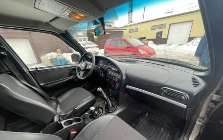 Chevrolet Niva I рестайлинг, 2013 год, 710 000 рублей, 10 фотография