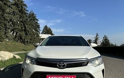 Toyota Camry, 2015 год, 2 350 000 рублей, 1 фотография