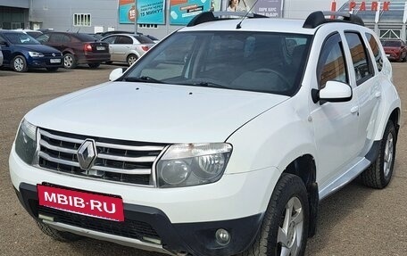 Renault Duster I рестайлинг, 2014 год, 867 000 рублей, 2 фотография