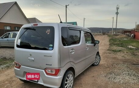 Suzuki Wagon R VI, 2017 год, 920 000 рублей, 4 фотография