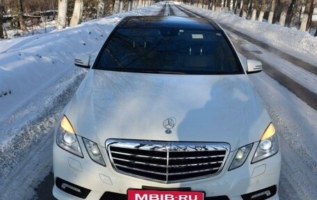 Mercedes-Benz E-Класс, 2011 год, 2 190 000 рублей, 4 фотография
