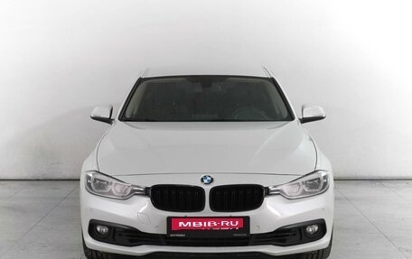 BMW 3 серия, 2018 год, 2 449 000 рублей, 3 фотография