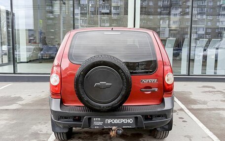 Chevrolet Niva I рестайлинг, 2010 год, 590 000 рублей, 6 фотография
