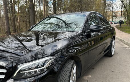 Mercedes-Benz C-Класс, 2018 год, 2 900 000 рублей, 3 фотография