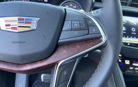 Cadillac XT5 I рестайлинг, 2024 год, 9 270 000 рублей, 2 фотография