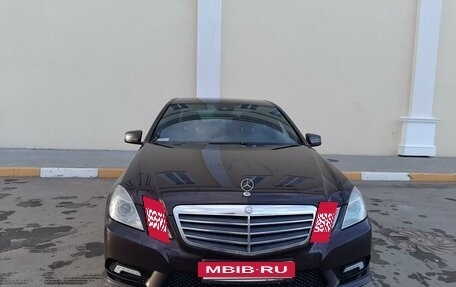 Mercedes-Benz E-Класс, 2010 год, 1 550 000 рублей, 3 фотография
