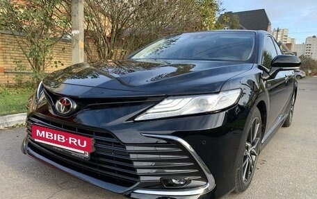 Toyota Camry, 2022 год, 4 999 999 рублей, 3 фотография