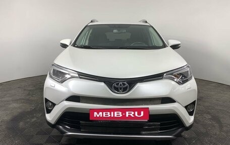 Toyota RAV4, 2018 год, 2 670 000 рублей, 2 фотография