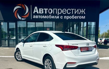 Hyundai Solaris II рестайлинг, 2017 год, 1 050 000 рублей, 5 фотография