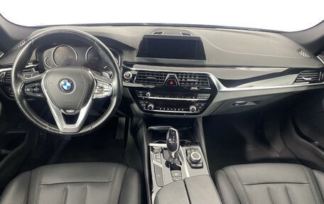BMW 5 серия, 2018 год, 2 850 000 рублей, 7 фотография