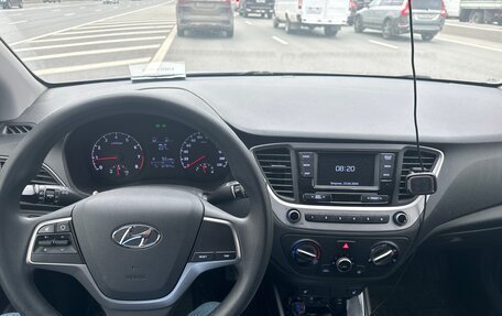 Hyundai Solaris II рестайлинг, 2018 год, 1 150 000 рублей, 3 фотография
