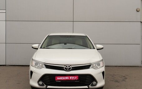 Toyota Camry, 2016 год, 2 349 000 рублей, 3 фотография