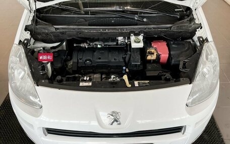 Peugeot Partner II рестайлинг 2, 2013 год, 988 000 рублей, 9 фотография