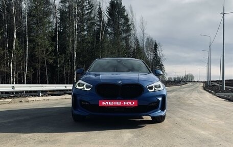 BMW 1 серия, 2019 год, 3 499 000 рублей, 7 фотография