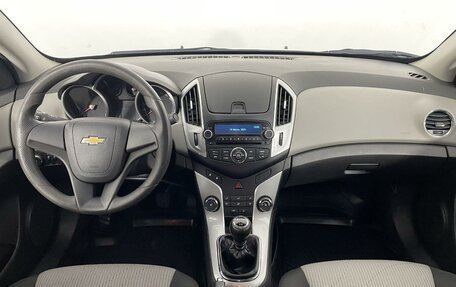 Chevrolet Cruze II, 2014 год, 850 000 рублей, 7 фотография