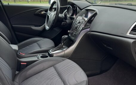Opel Astra J, 2013 год, 910 000 рублей, 6 фотография