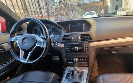 Mercedes-Benz E-Класс, 2012 год, 1 680 000 рублей, 10 фотография