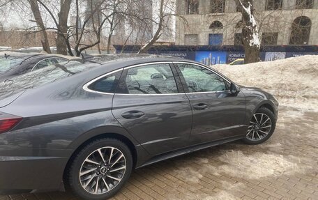 Hyundai Sonata VIII, 2021 год, 2 950 000 рублей, 2 фотография