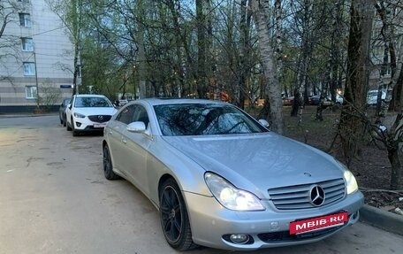 Mercedes-Benz CLS, 2005 год, 850 000 рублей, 4 фотография