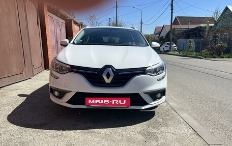 Renault Megane IV, 2019 год, 1 435 000 рублей, 2 фотография