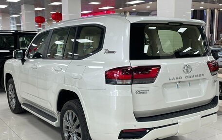 Toyota Land Cruiser, 2021 год, 10 400 000 рублей, 3 фотография