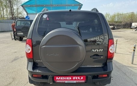 Chevrolet Niva I рестайлинг, 2018 год, 1 150 000 рублей, 6 фотография