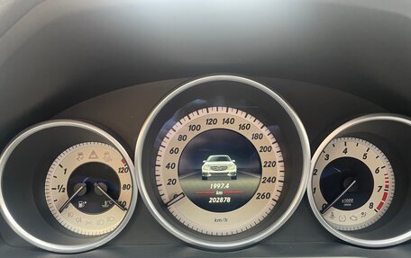 Mercedes-Benz E-Класс, 2014 год, 2 100 000 рублей, 11 фотография