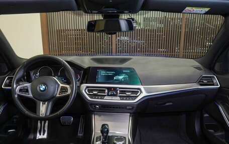 BMW 3 серия, 2019 год, 3 900 000 рублей, 13 фотография