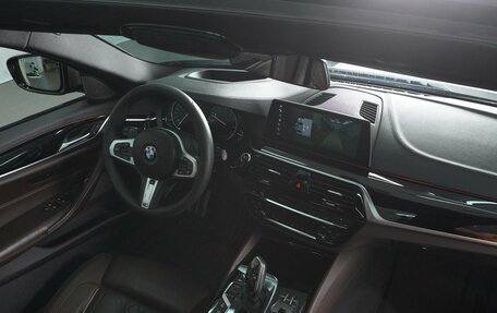 BMW 5 серия, 2017 год, 4 999 000 рублей, 10 фотография