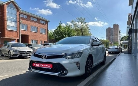 Toyota Camry, 2017 год, 2 500 000 рублей, 6 фотография
