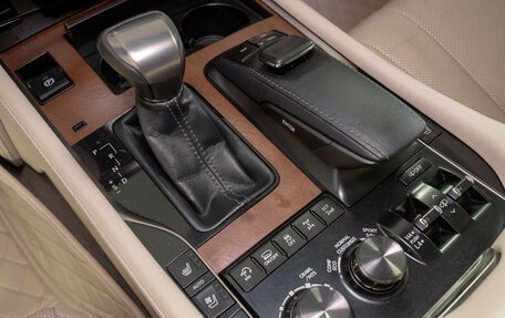 Lexus LX III, 2016 год, 7 000 000 рублей, 17 фотография