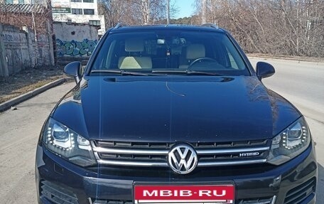 Volkswagen Touareg III, 2012 год, 2 150 000 рублей, 3 фотография
