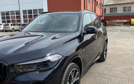 BMW X5, 2022 год, 9 990 000 рублей, 2 фотография