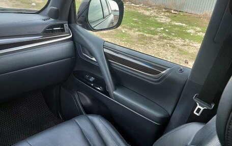 Lexus LX III, 2018 год, 9 900 000 рублей, 7 фотография